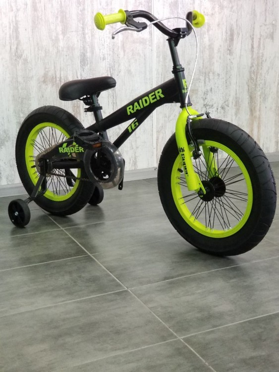"RAIDER SJ16-19" Колёса 16’’х3.0’ Черно-салатовый